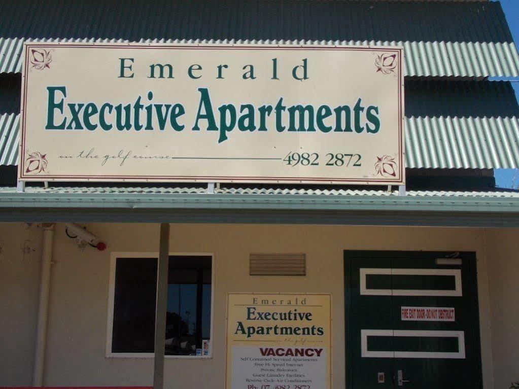 Emerald Executive Apartments Esterno foto